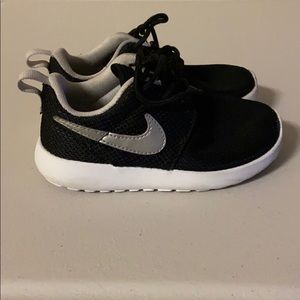 Kids Nike roshe